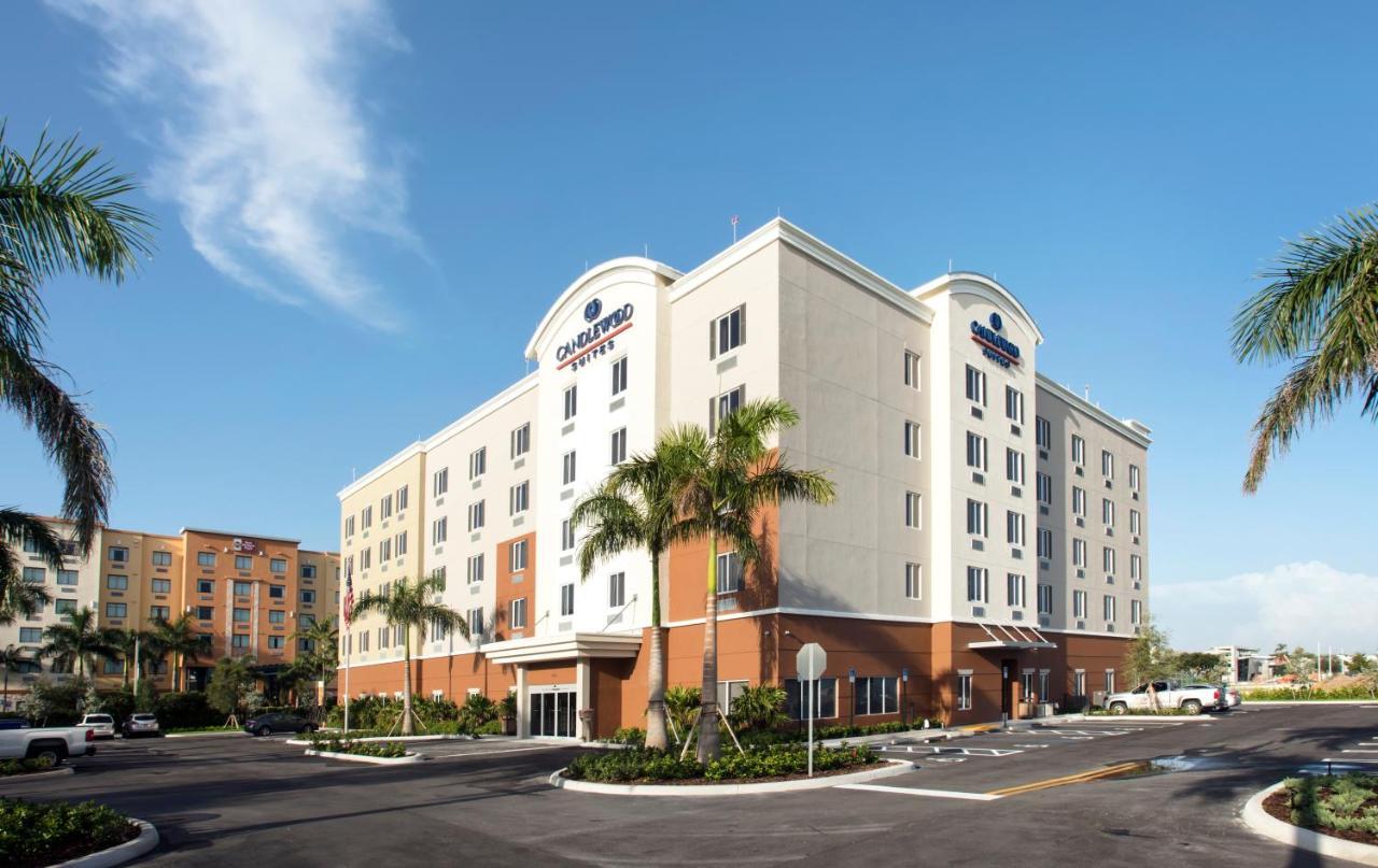 Candlewood Suites - Miami Exec Airport - Kendall By Ihg Country Walk Buitenkant foto
